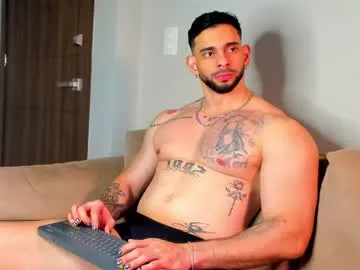 sukebegorilla – webcam model profile photo Image 3