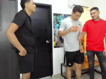 kai101010 – webcam model profile photo Image 10