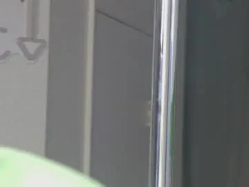 ZoeMurphy – webcam model profile photo Image 6