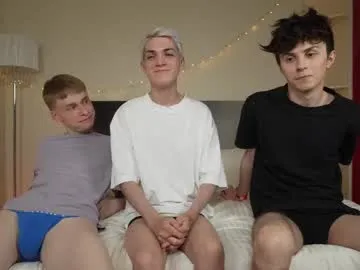 MoniLing – webcam model profile photo Image 9