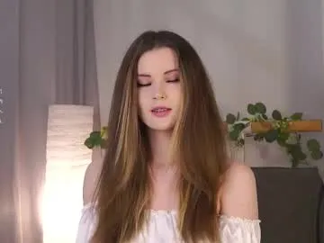 ashleymilf_1 – webcam model profile photo Image 14