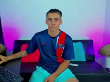 Perfektra – webcam model profile photo Image 18