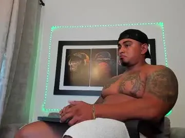 SkyLumen – webcam model profile photo Image 16