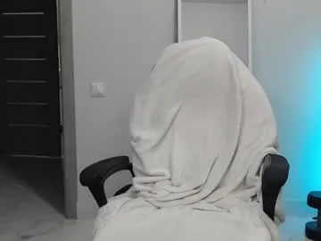 JuliaQuinn – webcam model profile photo Image 9