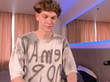 Juhone – webcam model profile photo Image 11