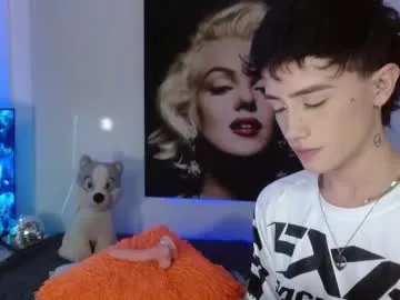 CassieGil – webcam model profile photo Image 11