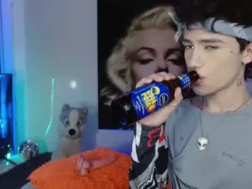 CassieGil – webcam model profile photo Image 2