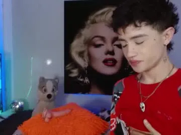 CassieGil – webcam model profile photo Image 3