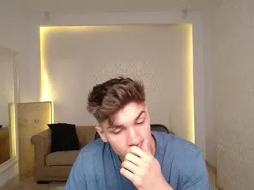 CassieGil – webcam model profile photo Image 3