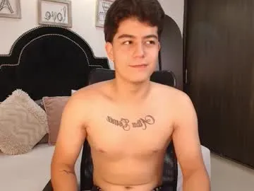 AnneRusel – webcam model profile photo Image 14