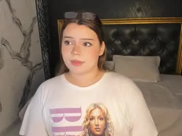 NicoleLara – webcam model profile photo Image 14