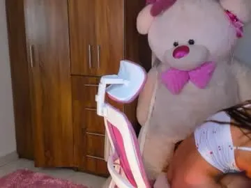 SkyLumen – webcam model profile photo Image 10