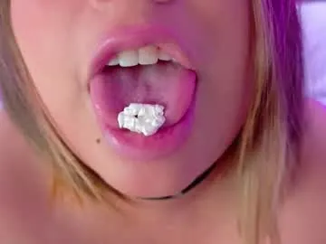 CassieGil – webcam model profile photo Image 6