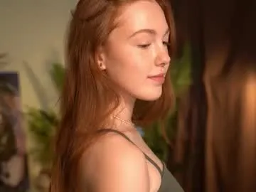 NinaFontana – webcam model profile photo Image 13