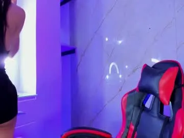 EmilyWeston – webcam model profile photo Image 8