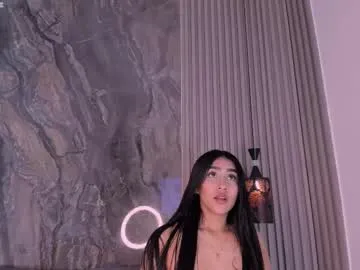 CassieGil – webcam model profile photo Image 7