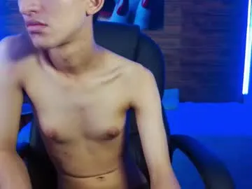 AmyBelmontt – webcam model profile photo Image 4