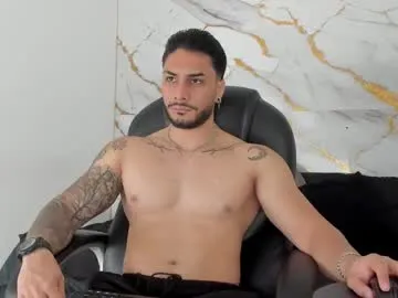 boysgang_sex – webcam model profile photo Image 9