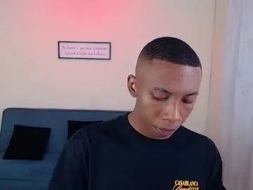 NaughtyNinaX – webcam model profile photo Image 13