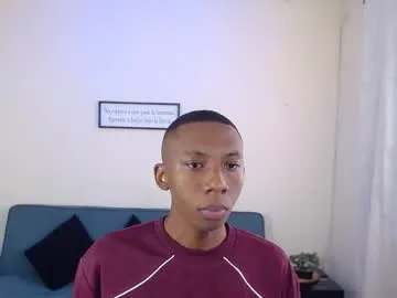 NaughtyNinaX – webcam model profile photo Image 14