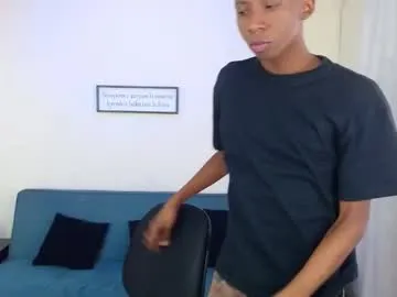 NaughtyNinaX – webcam model profile photo Image 4