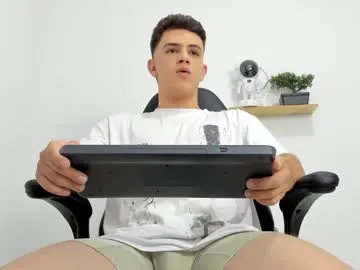 brokehungcollegeguy – webcam model profile photo Image 10