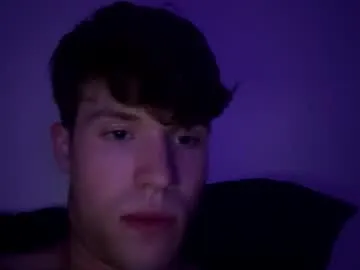 AvaMaddisson – webcam model profile photo Image 2