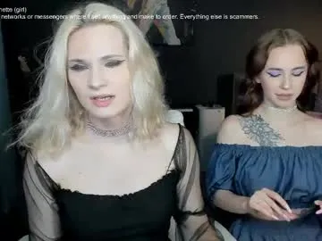 ZoeyReed – webcam model profile photo Image 8