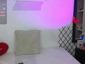 AylaRosell – webcam model profile photo Image 5