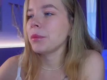 CassieGil – webcam model profile photo Image 17