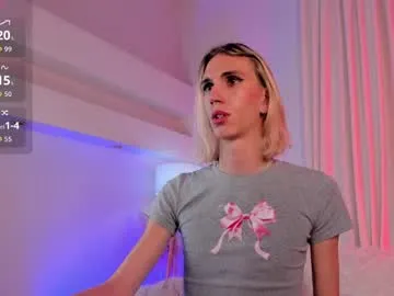 CassieGil – webcam model profile photo Image 18