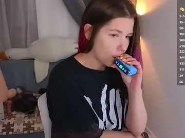 CassieGil – webcam model profile photo Image 7