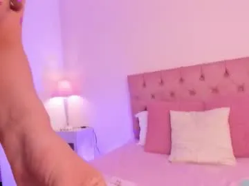 CassieGil – webcam model profile photo Image 13