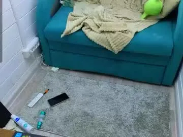 AmyBelmontt – webcam model profile photo Image 15