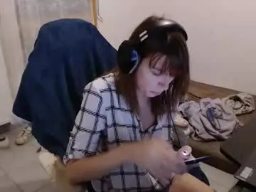 rachelbellls – webcam model profile photo Image 2