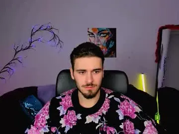 YaraDavis – webcam model profile photo Image 2