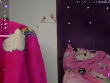 lavetax – webcam model profile photo Image 10