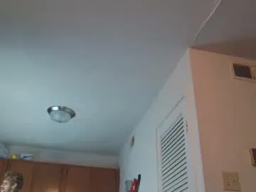 YaraDavis – webcam model profile photo Image 12