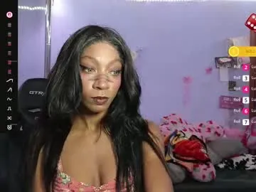 CassieGil – webcam model profile photo Image 19