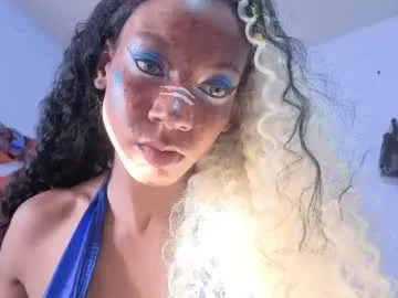 CassieGil – webcam model profile photo Image 6