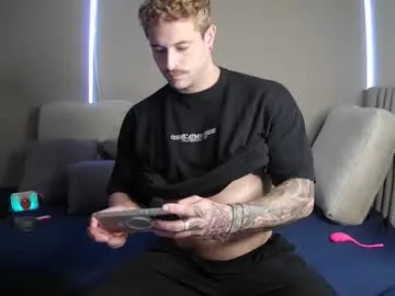 KaraNoir – webcam model profile photo Image 5