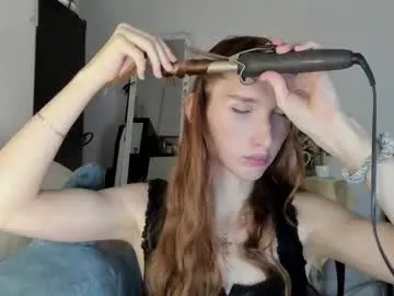 MeganAmber – webcam model profile photo Image 15