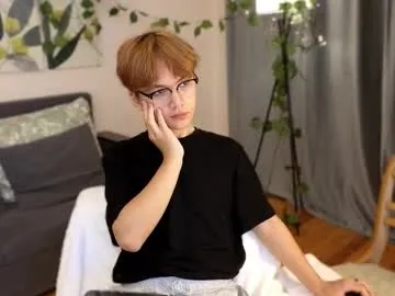 kurusu46 – webcam model profile photo Image 3