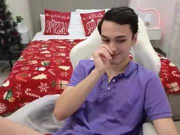 LIZY_PORTMAN – webcam model profile photo Image 12