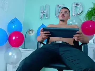 AmyBelmontt – webcam model profile photo Image 4