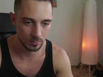 tai_fun – webcam model profile photo Image 9