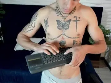 thatbl0ndeboyx – webcam model profile photo Image 8