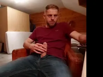 CristalAndDeimon – webcam model profile photo Image 5