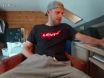 CristalAndDeimon – webcam model profile photo Image 9