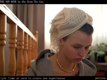 NathalyBloom – webcam model profile photo Image 3